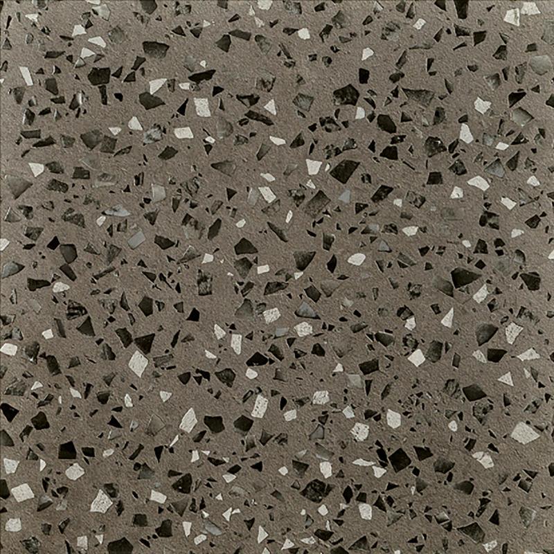 Courtyard-Taupe-Large-Aggregate